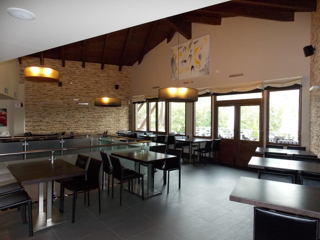 Aparthotel Bubal El Pueyo de Jaca Kültér fotó