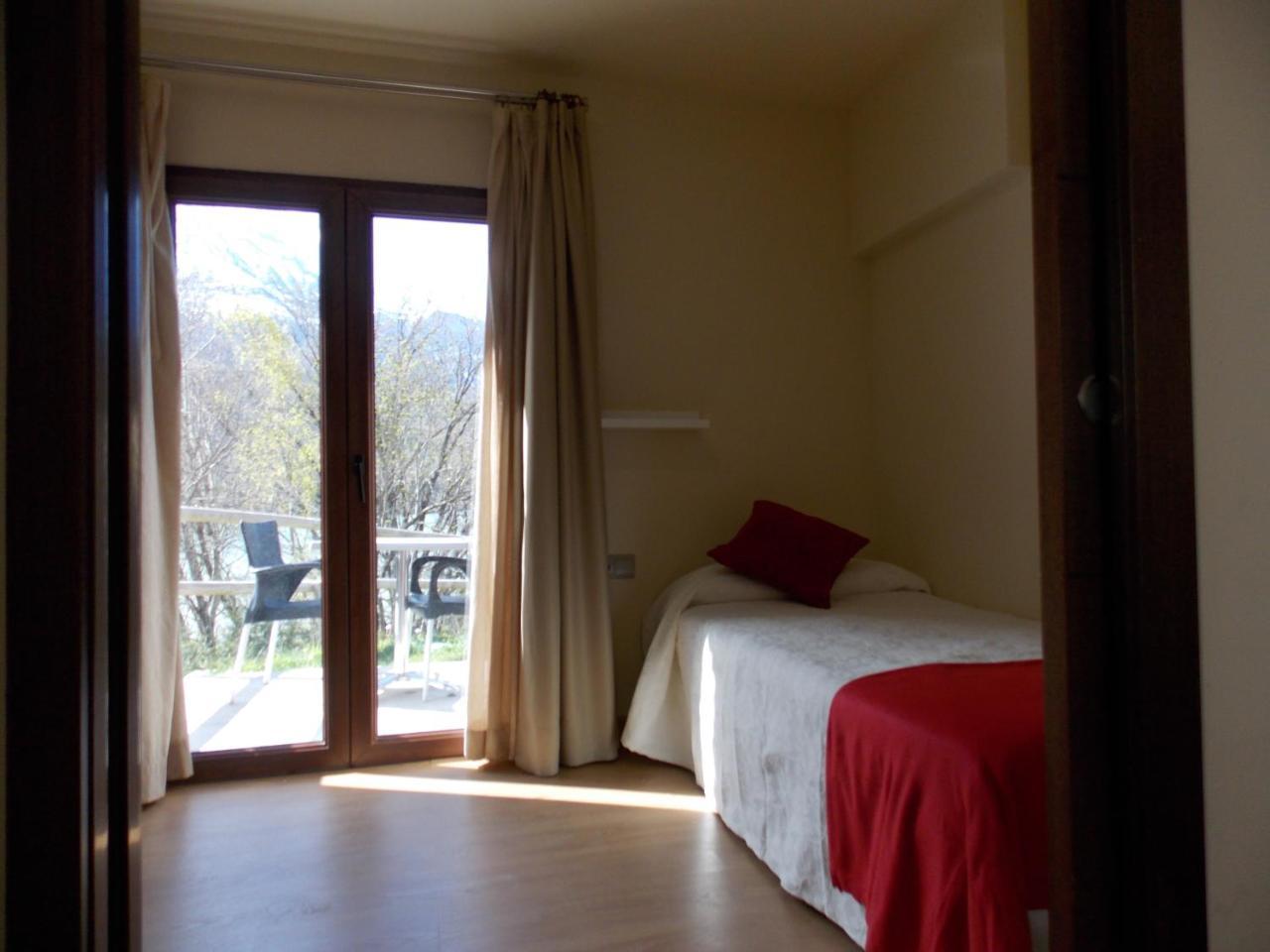 Aparthotel Bubal El Pueyo de Jaca Kültér fotó